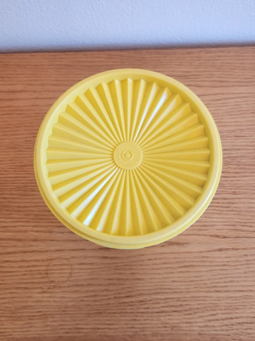 Tupperware set five
